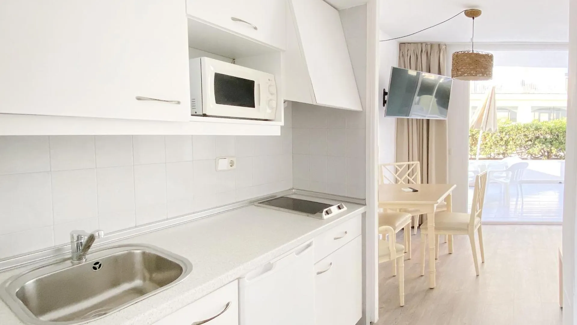 Apartamentos Morito Beach 칼라 미요르 0*,